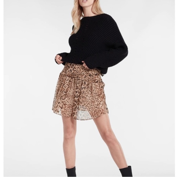 Express Leopard Print Mini Skirt- NWT- Size 4 - Picture 1 of 15